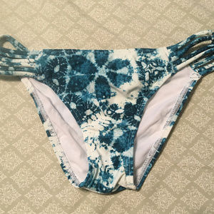 *SOLD* O'Neill Tye-Dye Strappy Bikini Bottom
